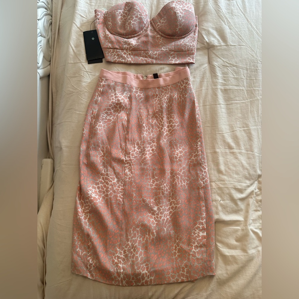 Guess by Marciano Pink and White Skirt Set